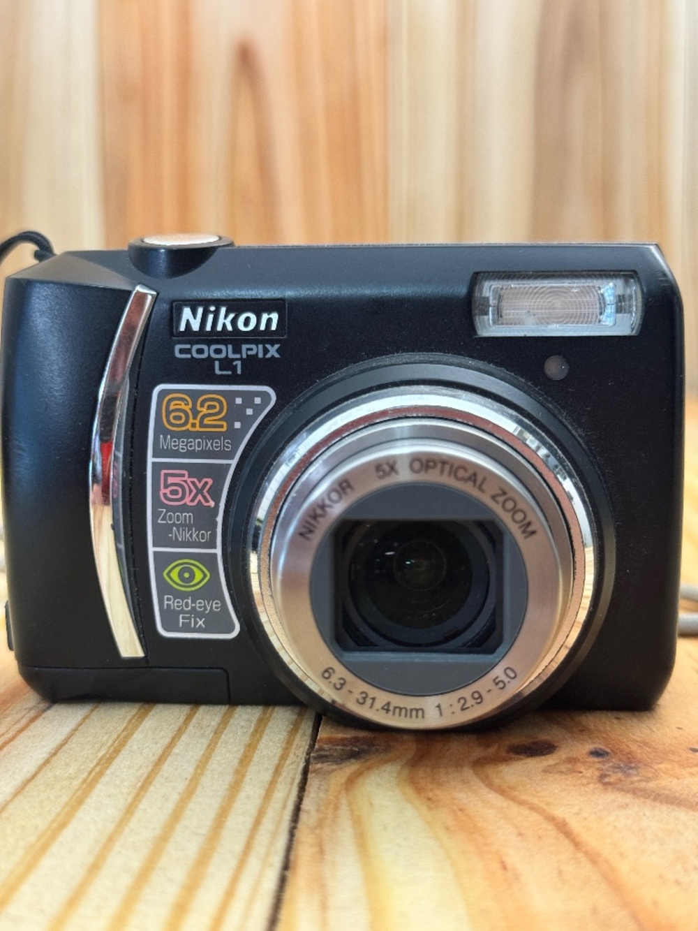 Nikon Coolpix L1